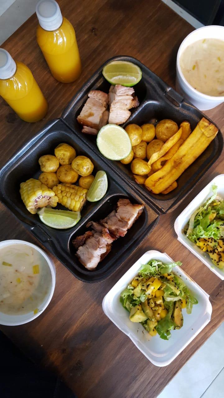 Almuerzos empacados listos para salir a ruta